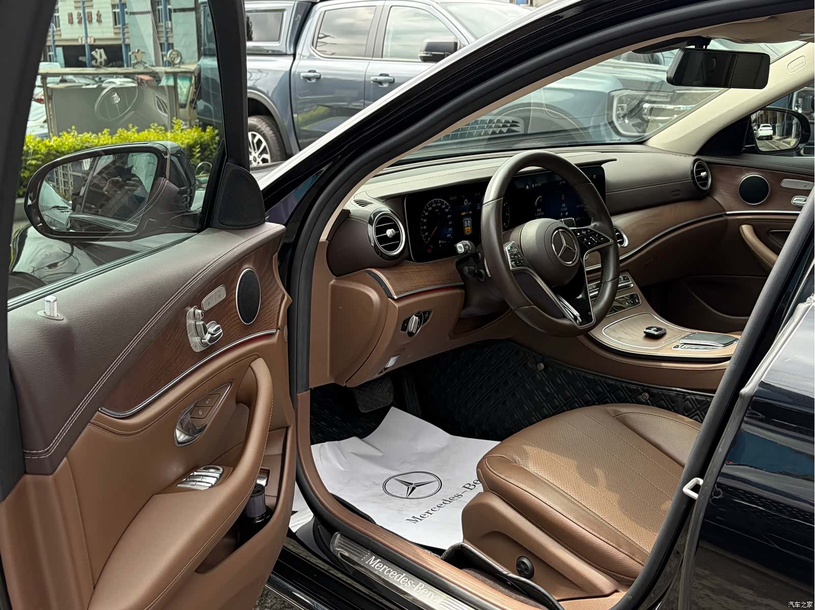 Mercedes-Benz E-Class, 2022 9
