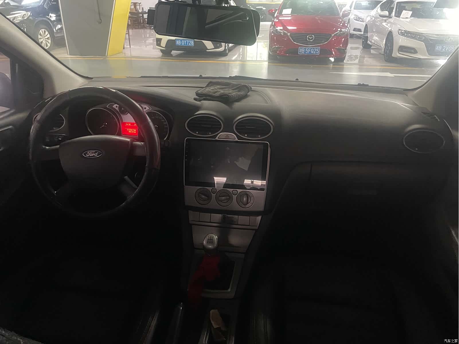 Ford Focus, 2015 10