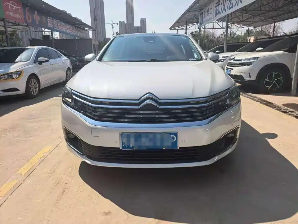 Citroen C6
