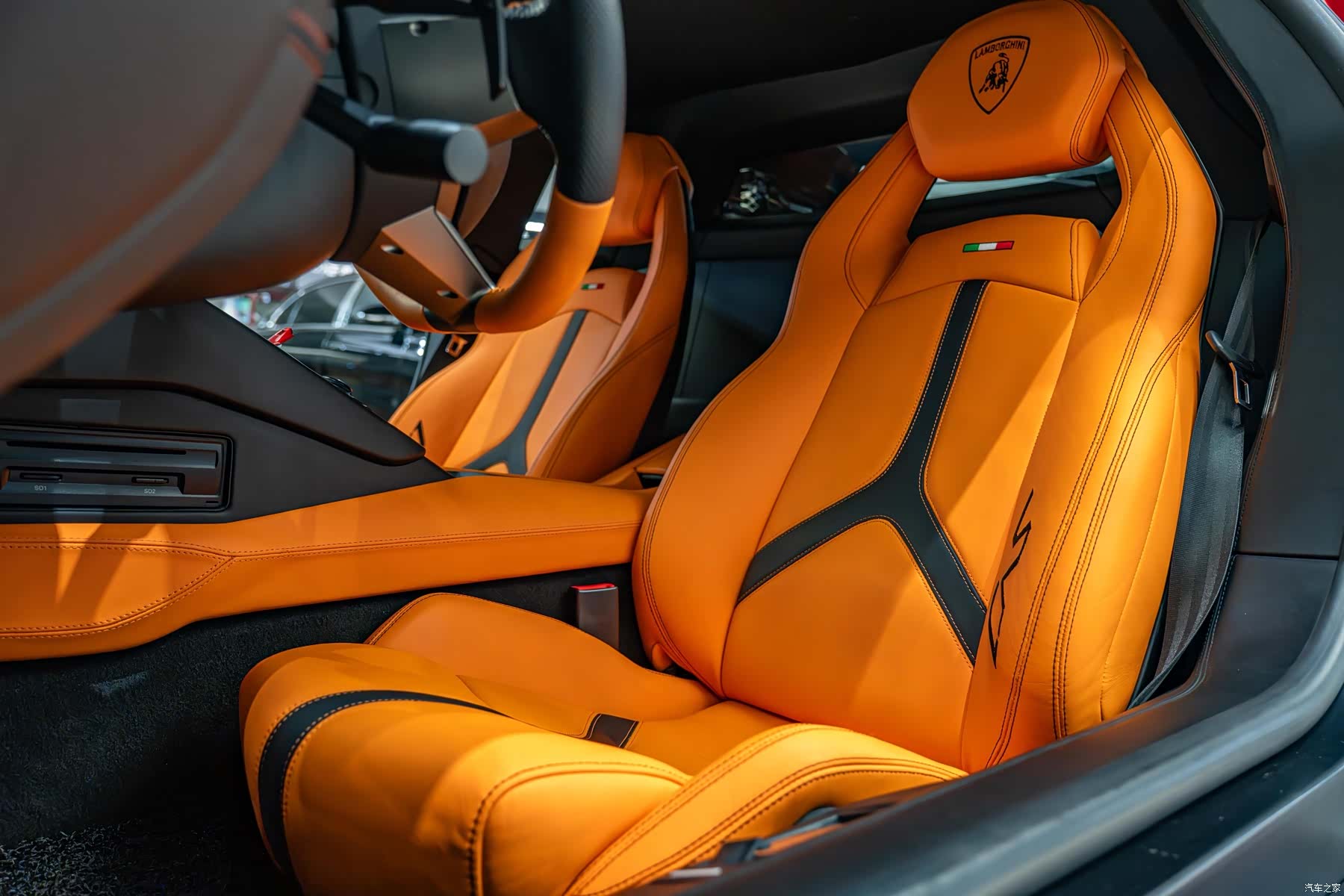 Lamborghini Aventador, 2013 6