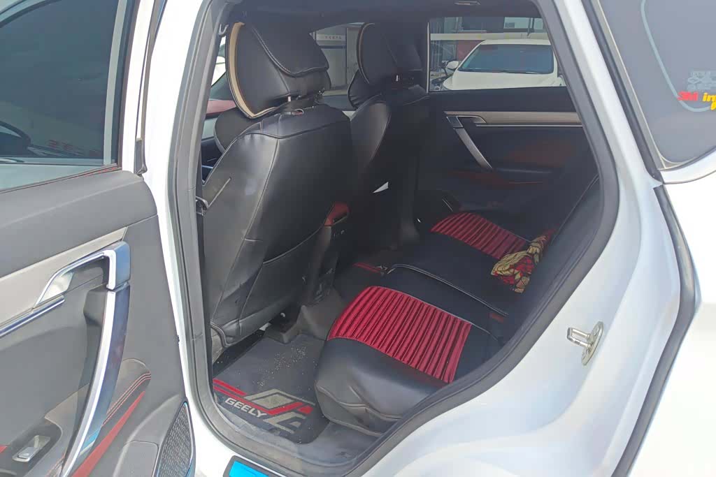 Geely Coolray, 2019 11