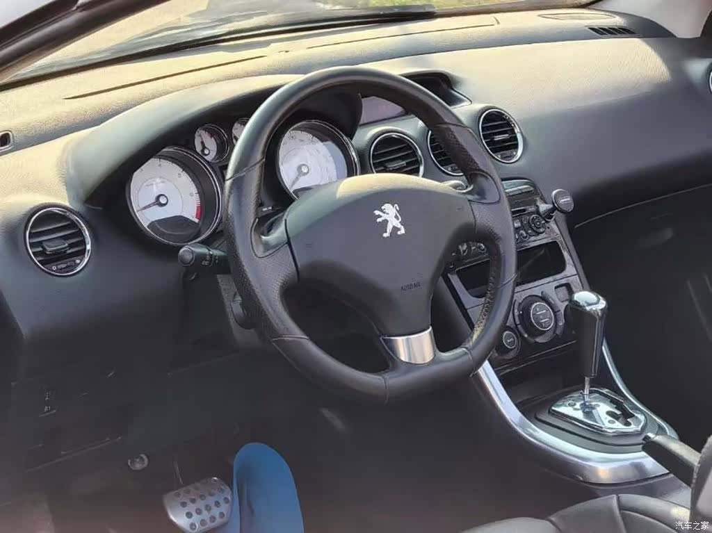 Peugeot 308, 2011 7