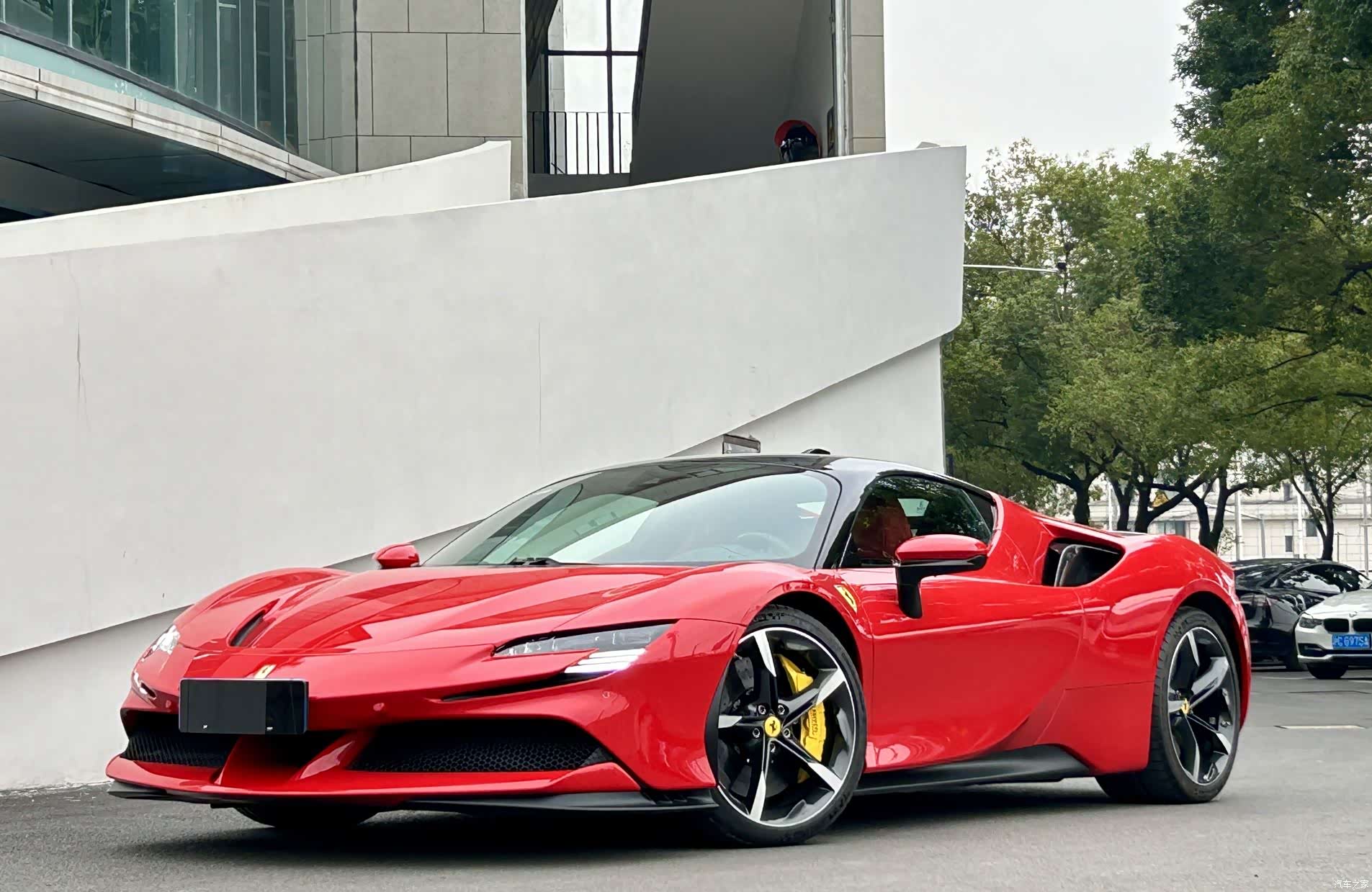 Ferrari SF90