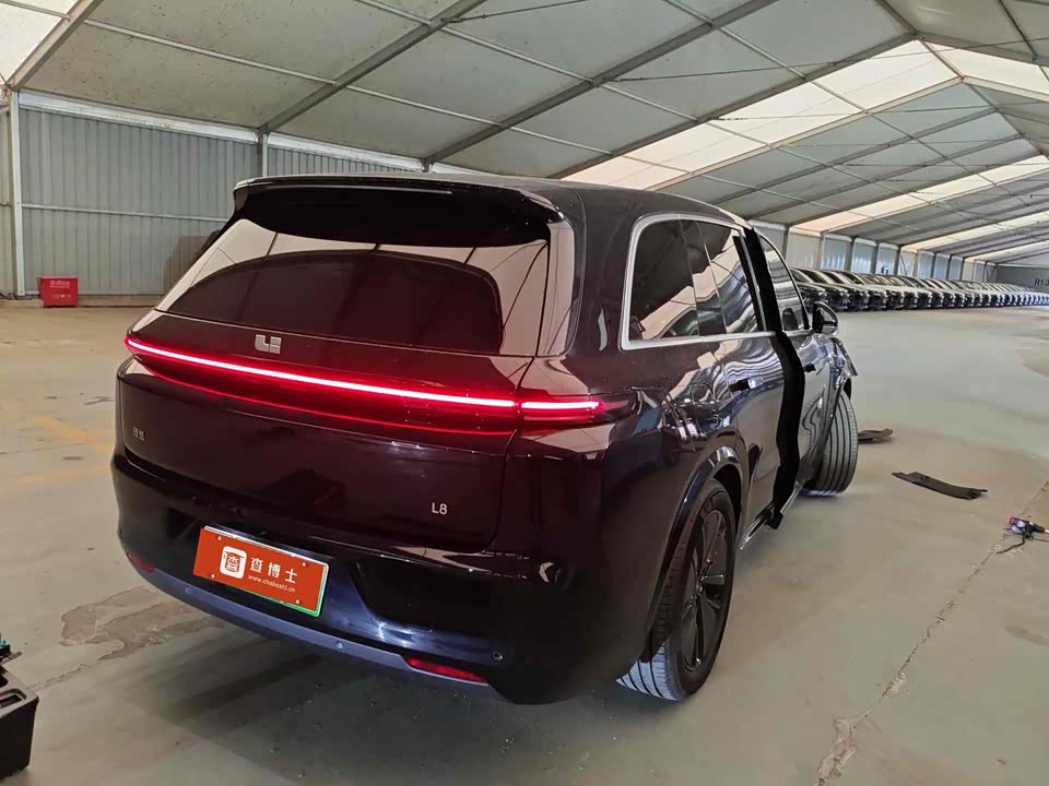 Li Auto Ideal L8