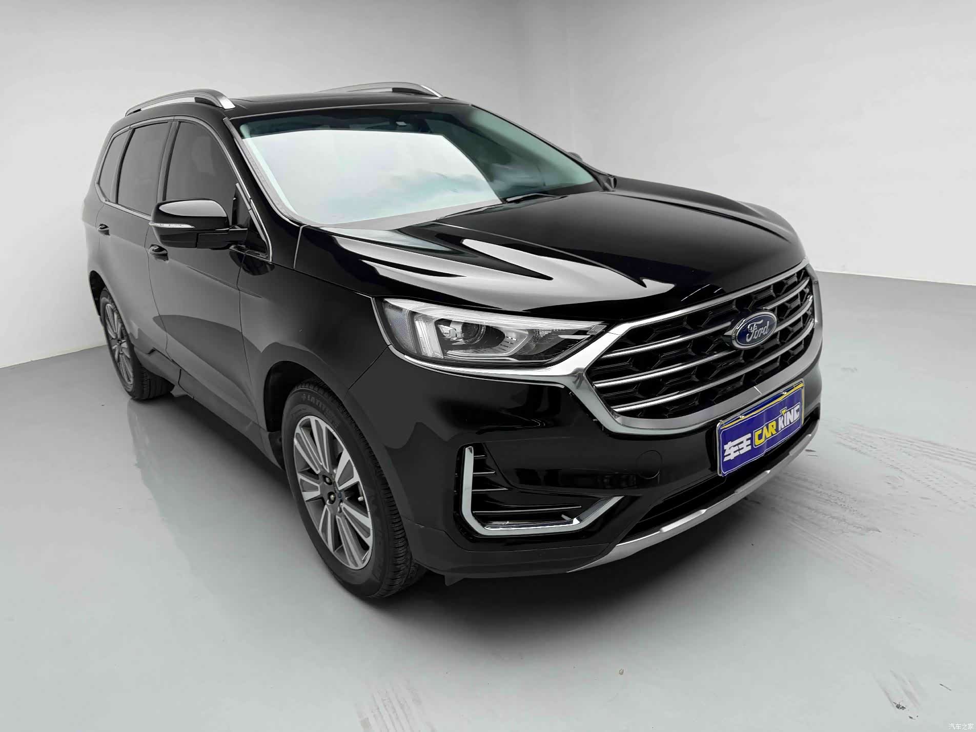 Ford Edge, 2022 3