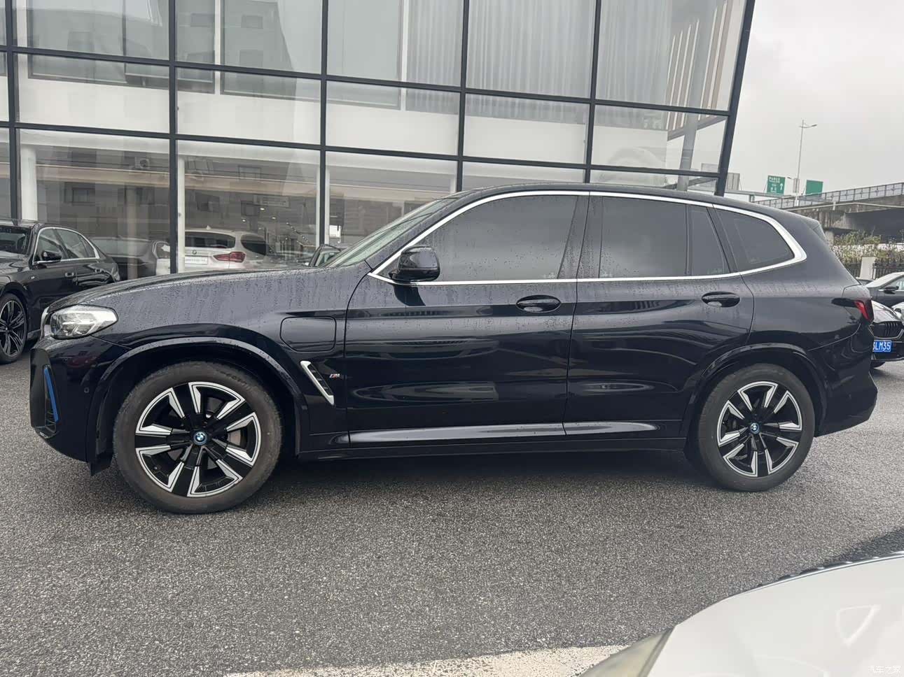 BMW iX3, 2022 11