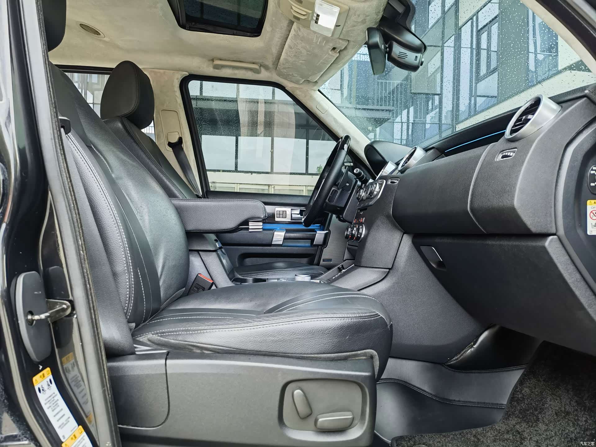 Land Rover Discovery, 2015 16