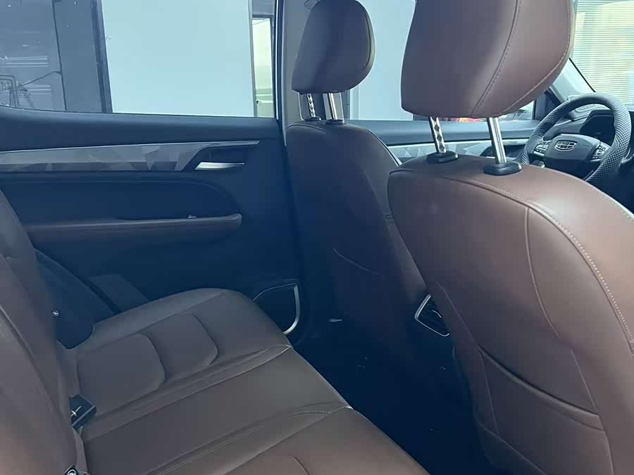 Geely Vision X6 2023, фото 13