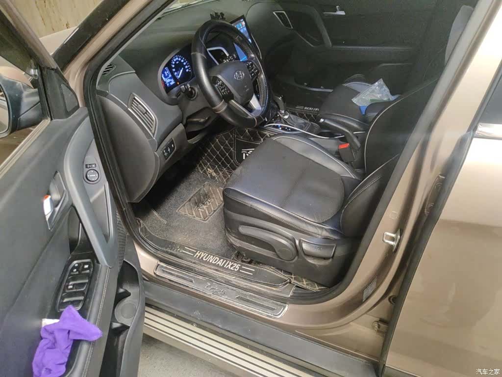 Hyundai ix25, 2015 12