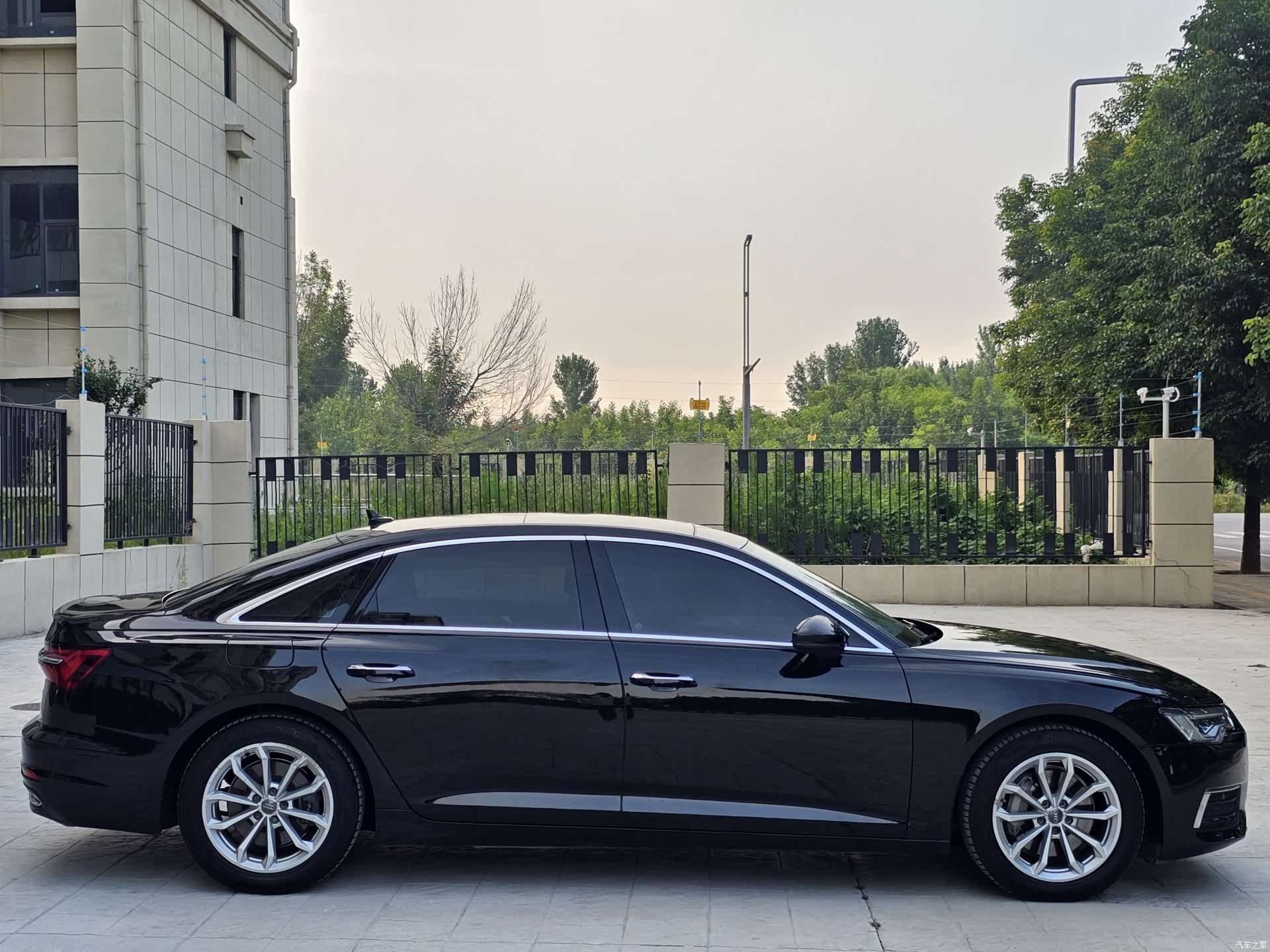 Audi A6L, 2020 4