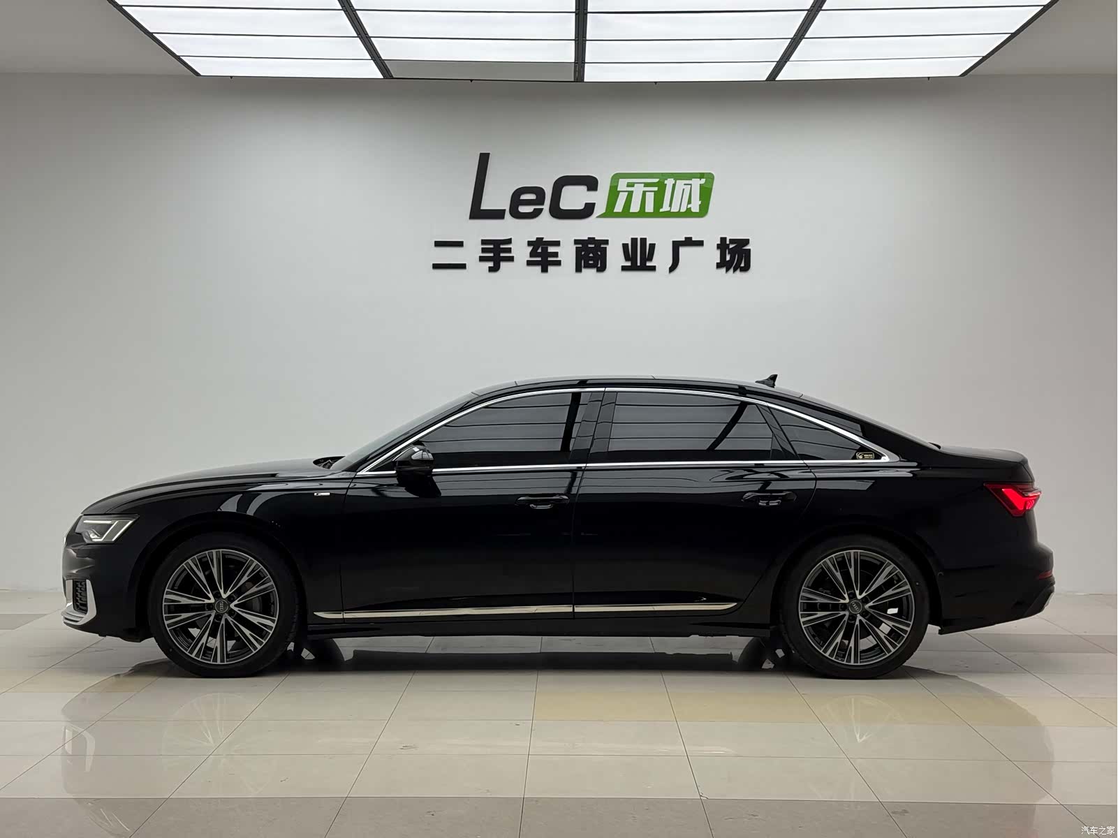 Audi A6L, 2021 4