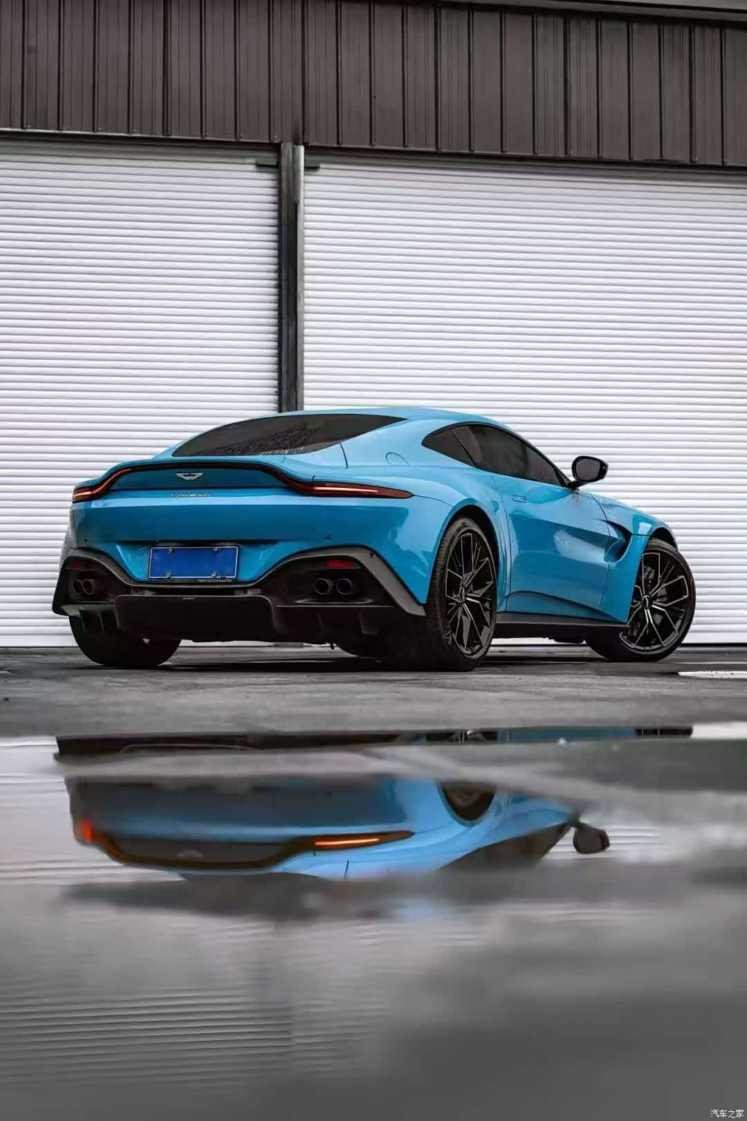 Aston Martin Vantage, 2023 2