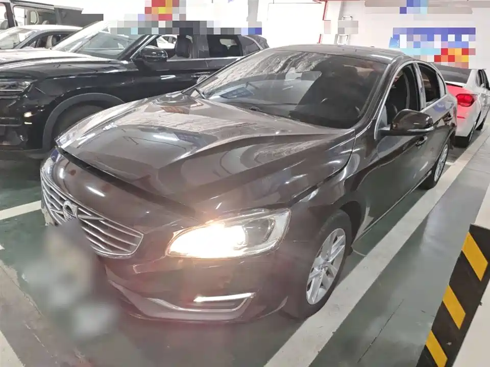 Volvo S60