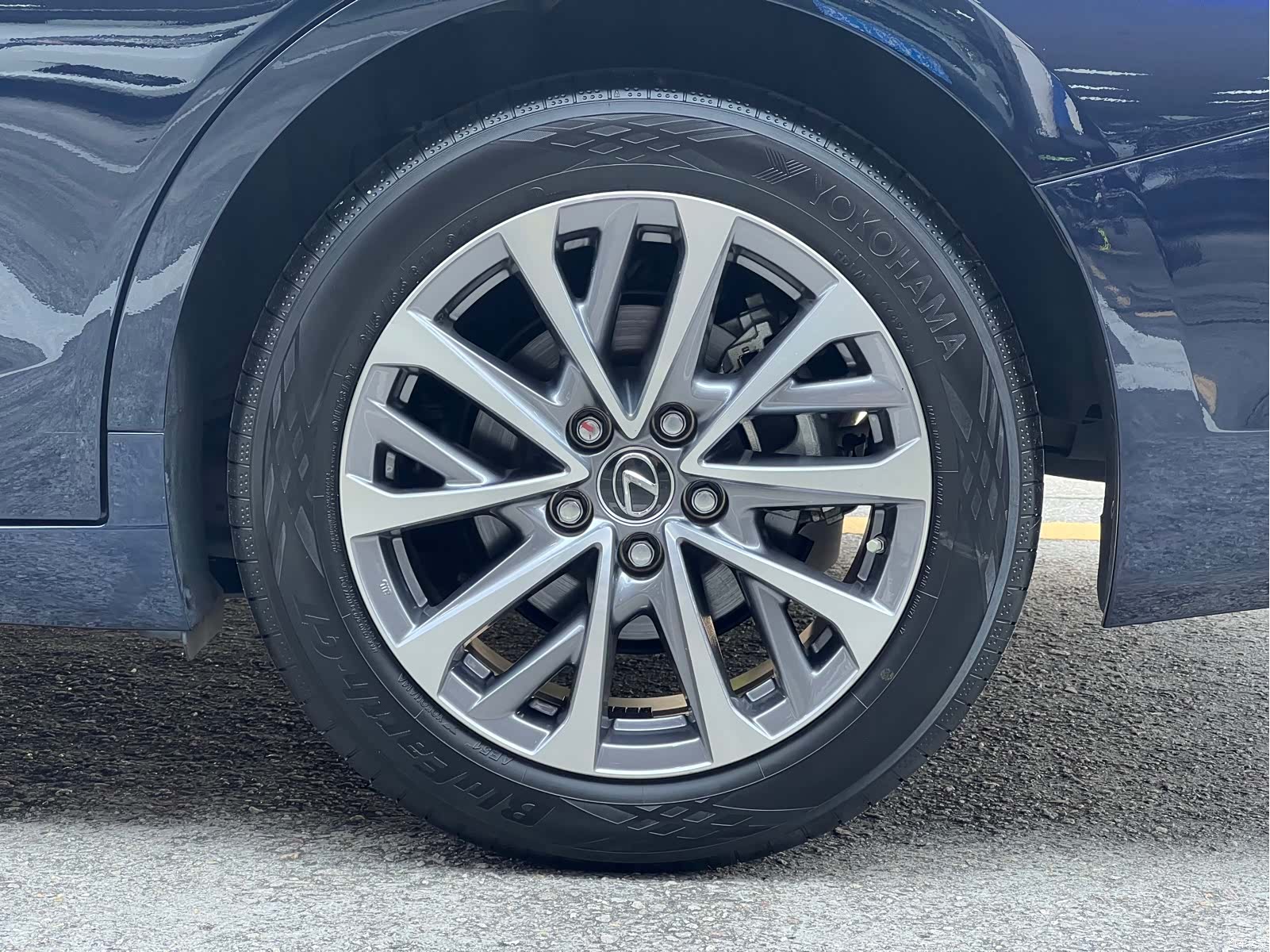 Lexus ES, 2024 17