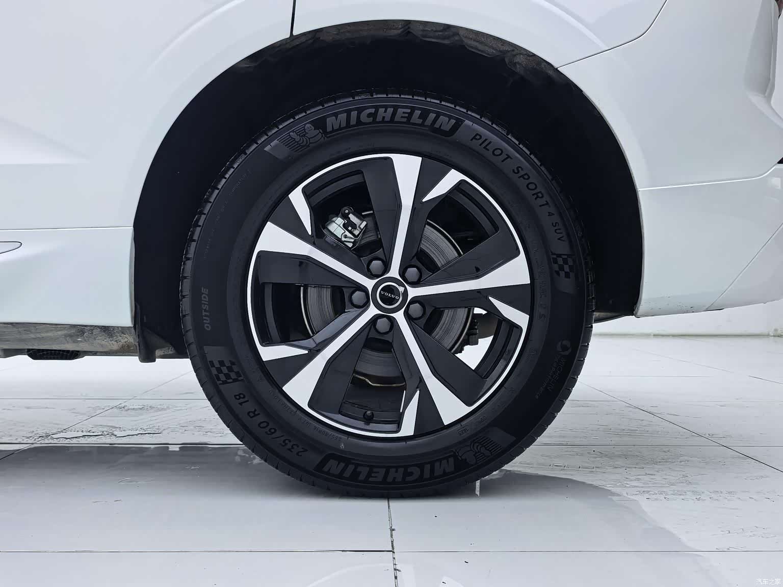 Volvo XC60, 2025 27