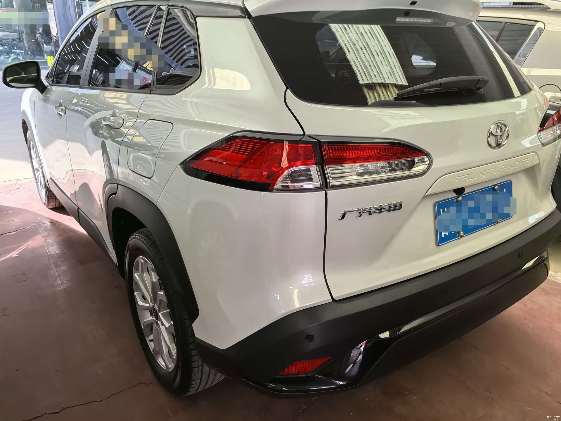 Toyota Frontlander, 2025 4
