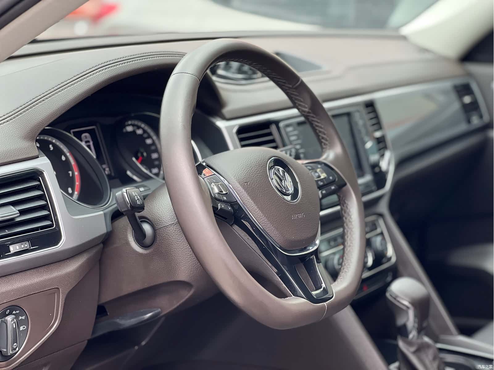 Volkswagen Teramont, 2018 9