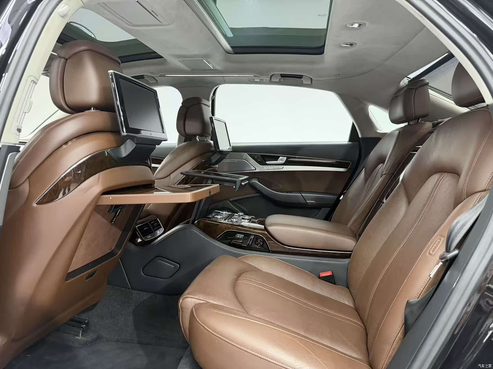 Audi A8L, 2015 все фото