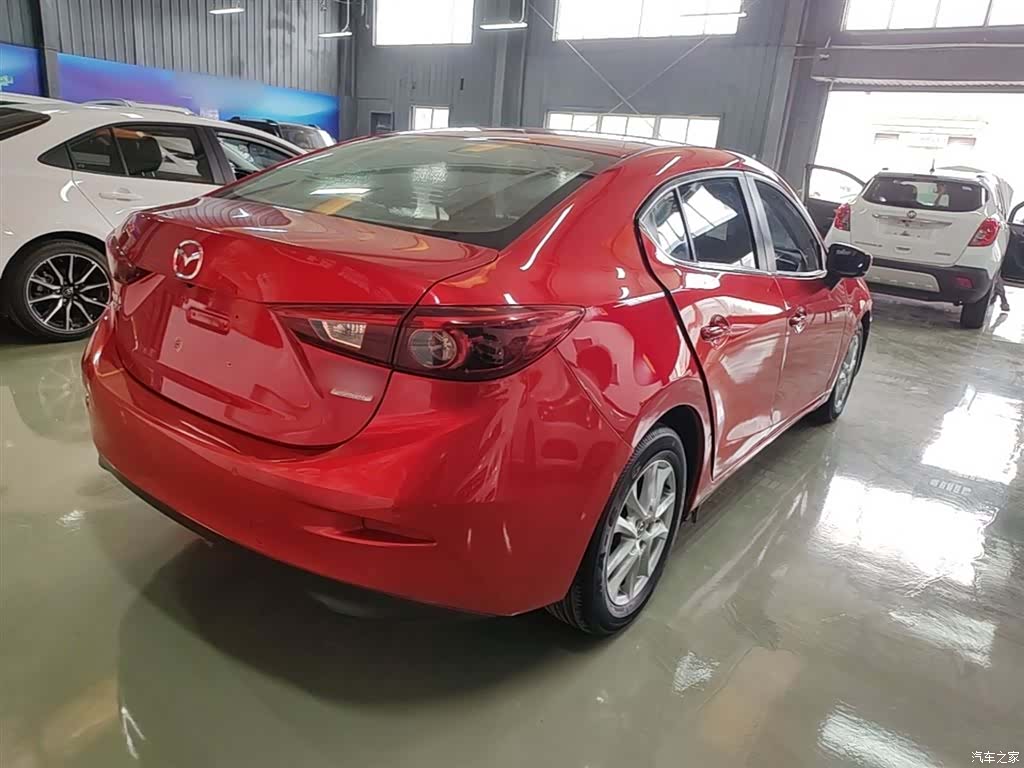 Mazda Mazda3, 2017 7