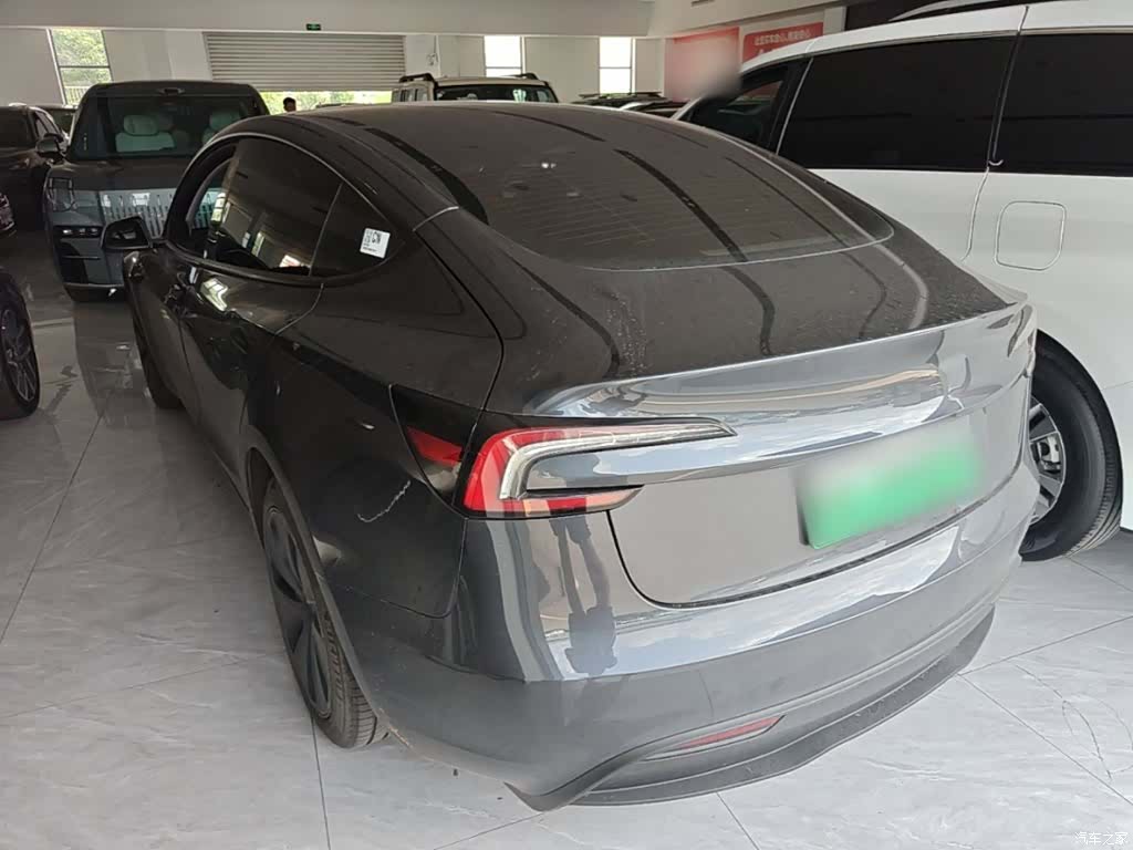Tesla Model 3, 2025 все фото