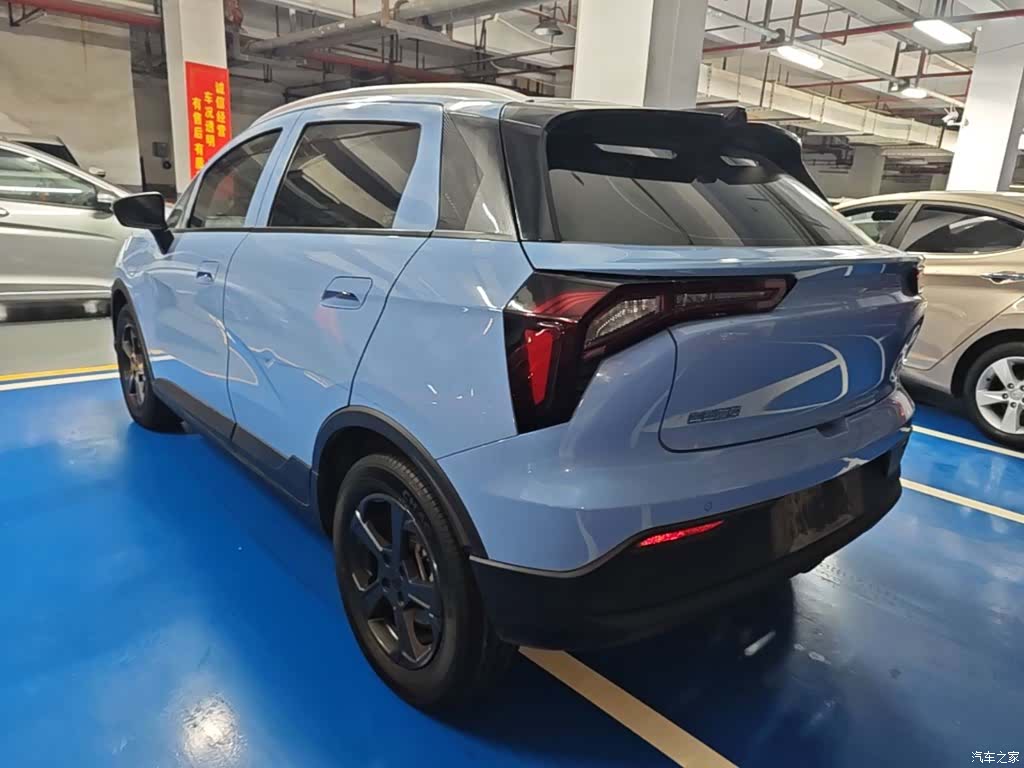 Geely E, 2023 все фото