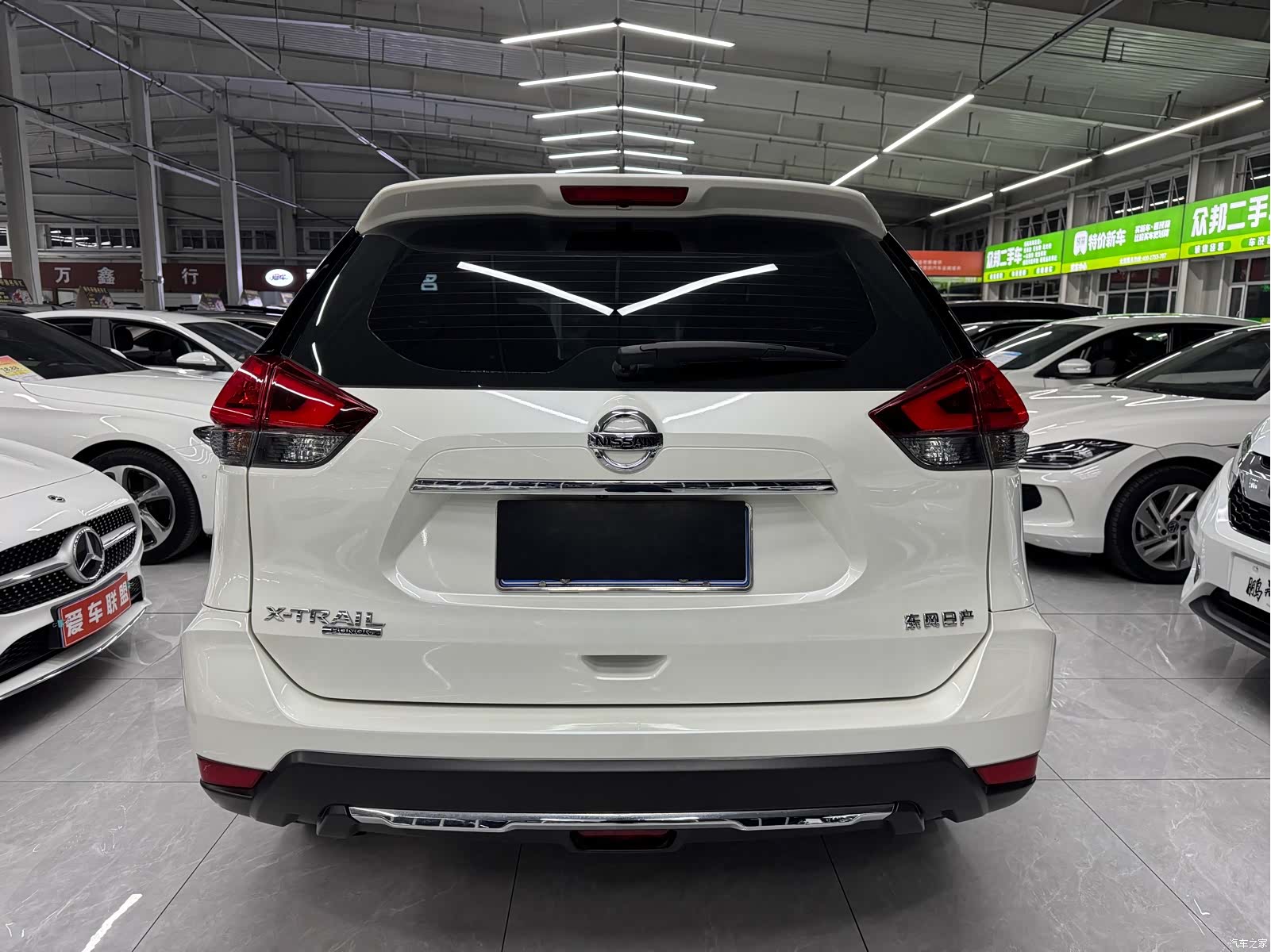 Nissan X-Trail, 2023 все фото
