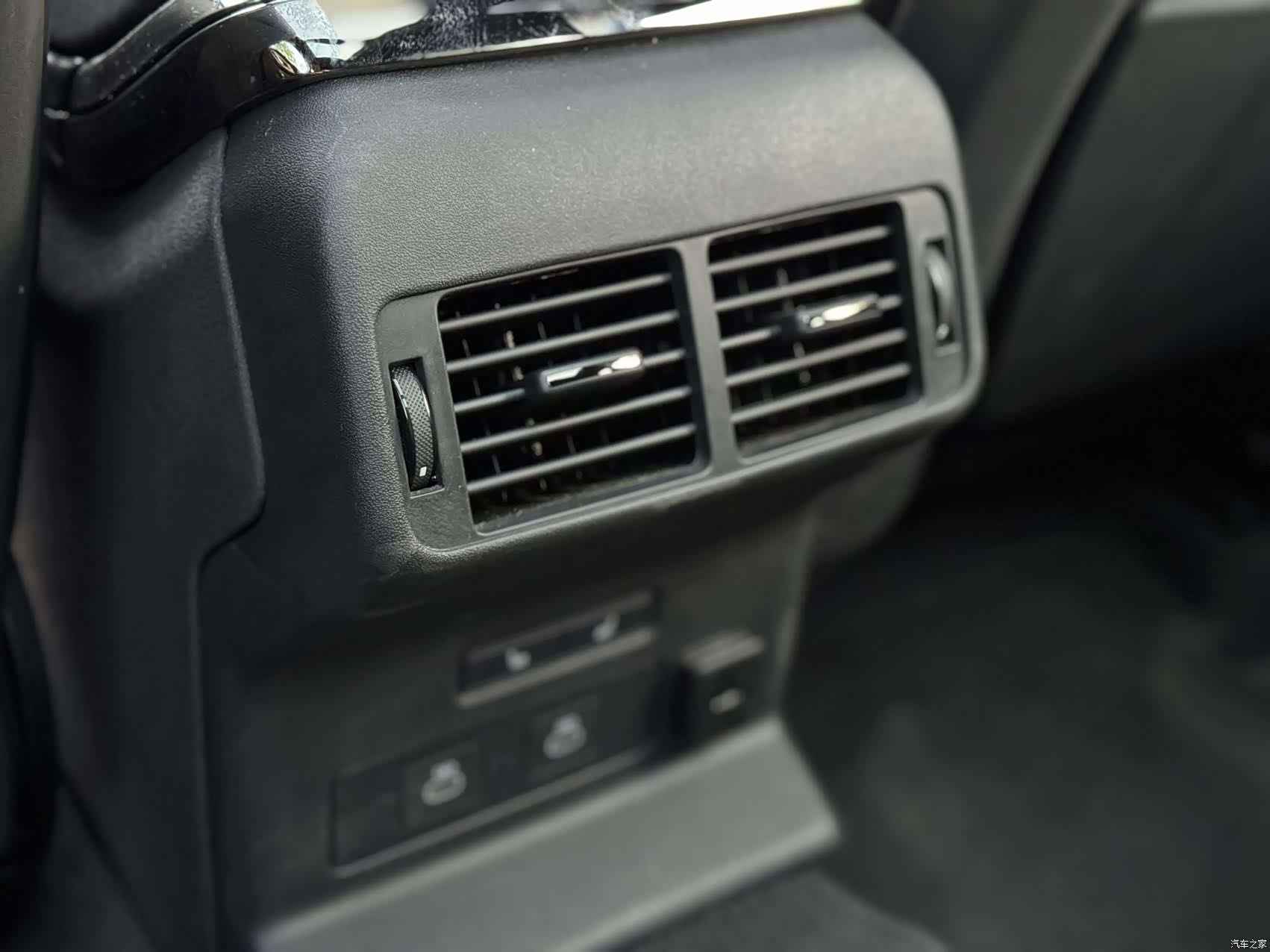 Land Rover Range Rover, 2025 11