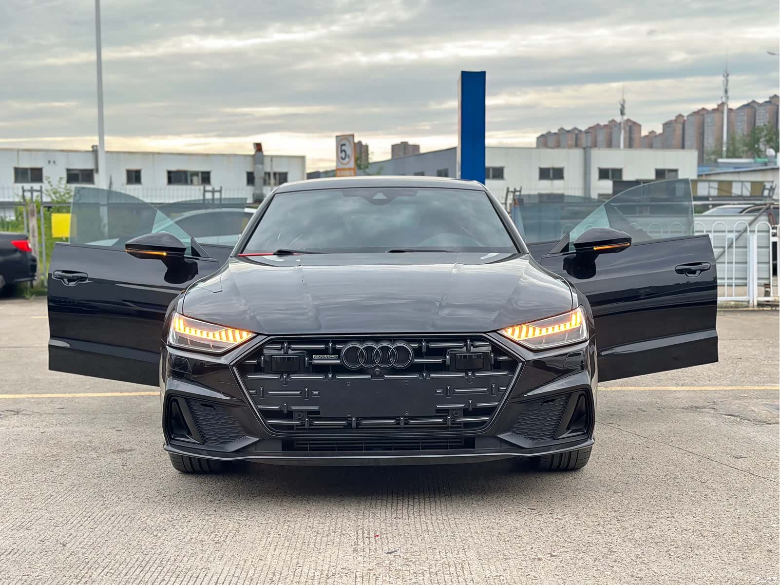 Audi A7L, 2024 11