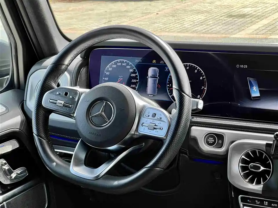 Mercedes-Benz G-class