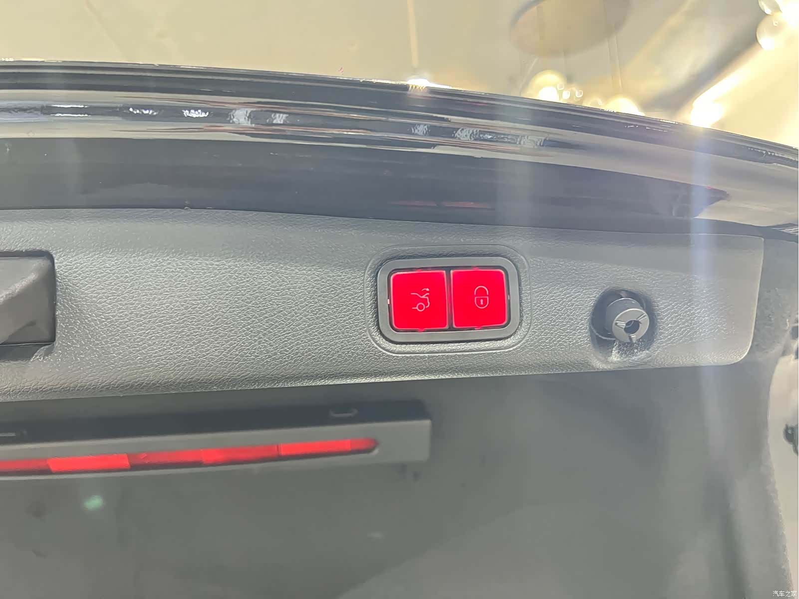 Mercedes-Benz E-Class, 2019 9