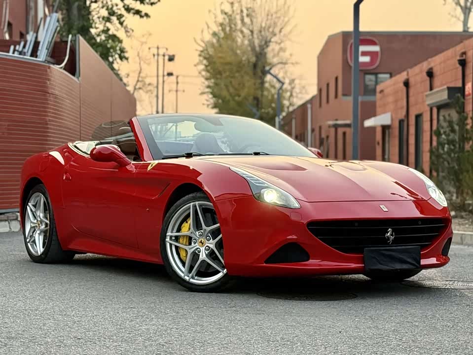 Ferrari California T