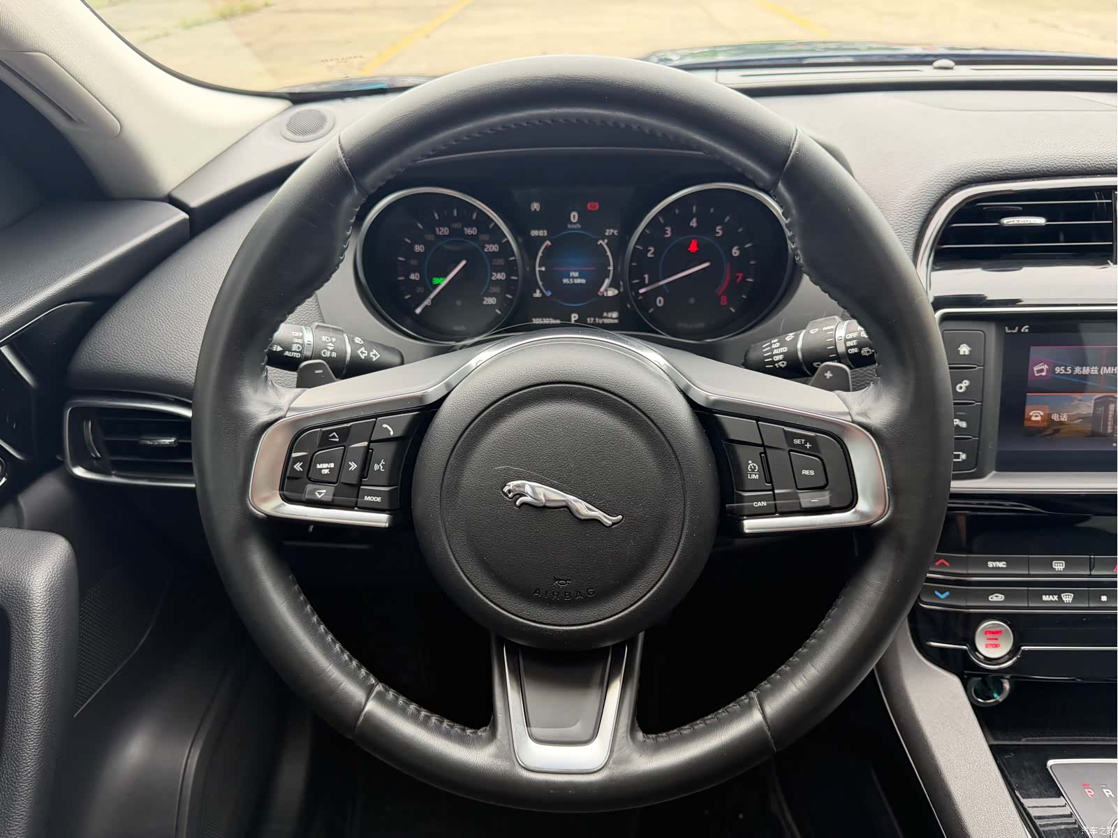 Jaguar F-PACE, 2018 17
