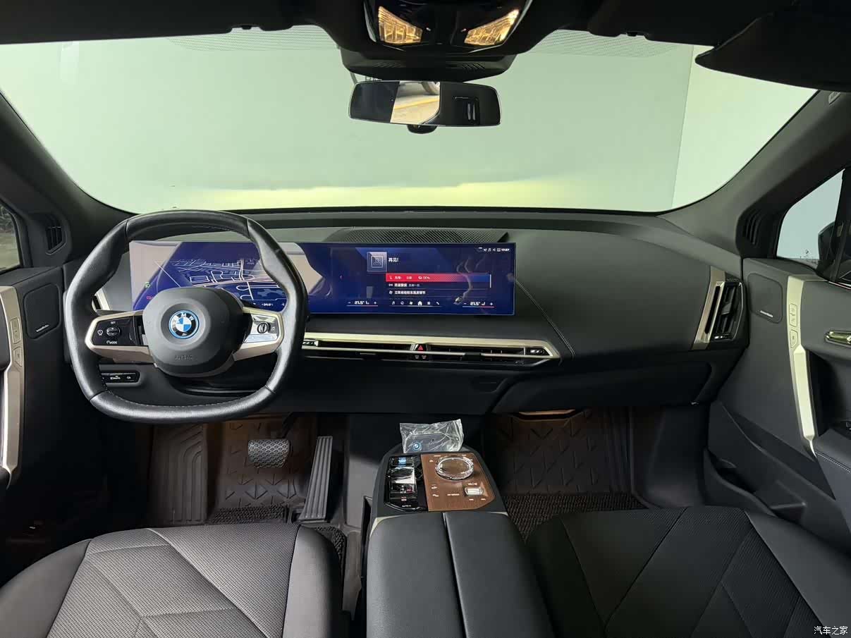 BMW iX, 2023 все фото