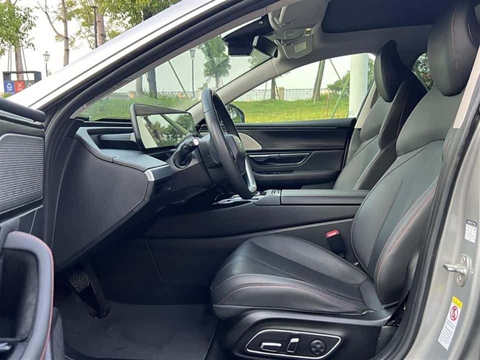 XPENG P7 XPENG P7