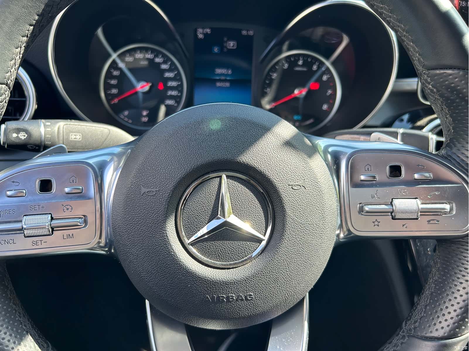 Mercedes-Benz C-Class, 2019 18