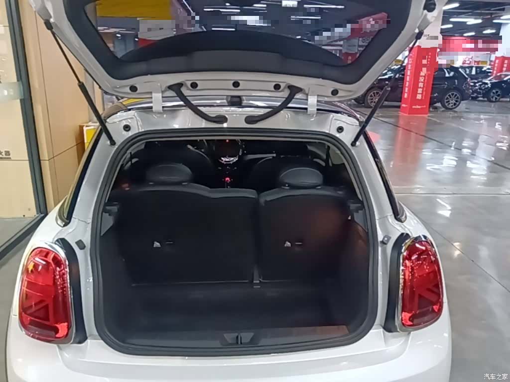 Mini ONE, 2024 19