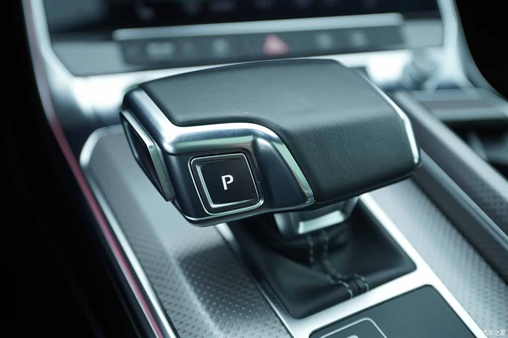 Audi A6L, 2022 9