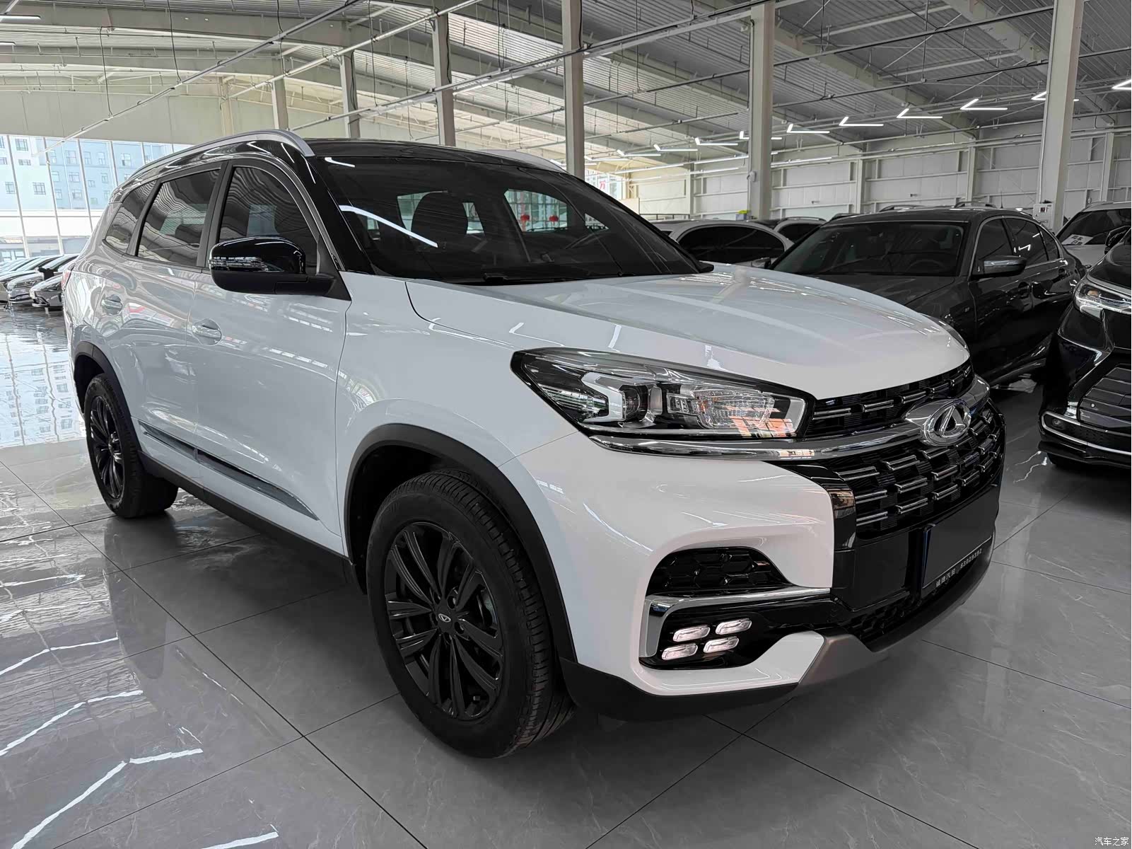 Chery Tiggo 8, 2024 3