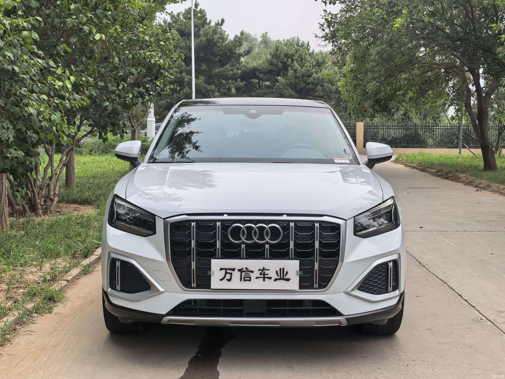 Audi Q2L, 2022 1