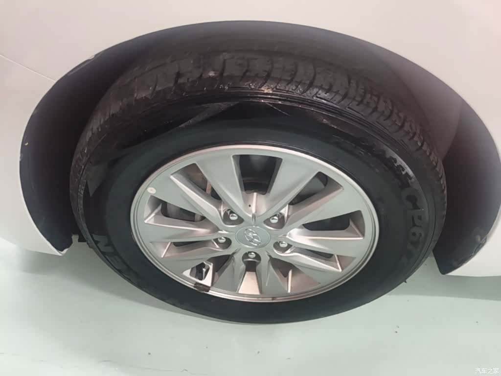 Hyundai GL, 2019 23