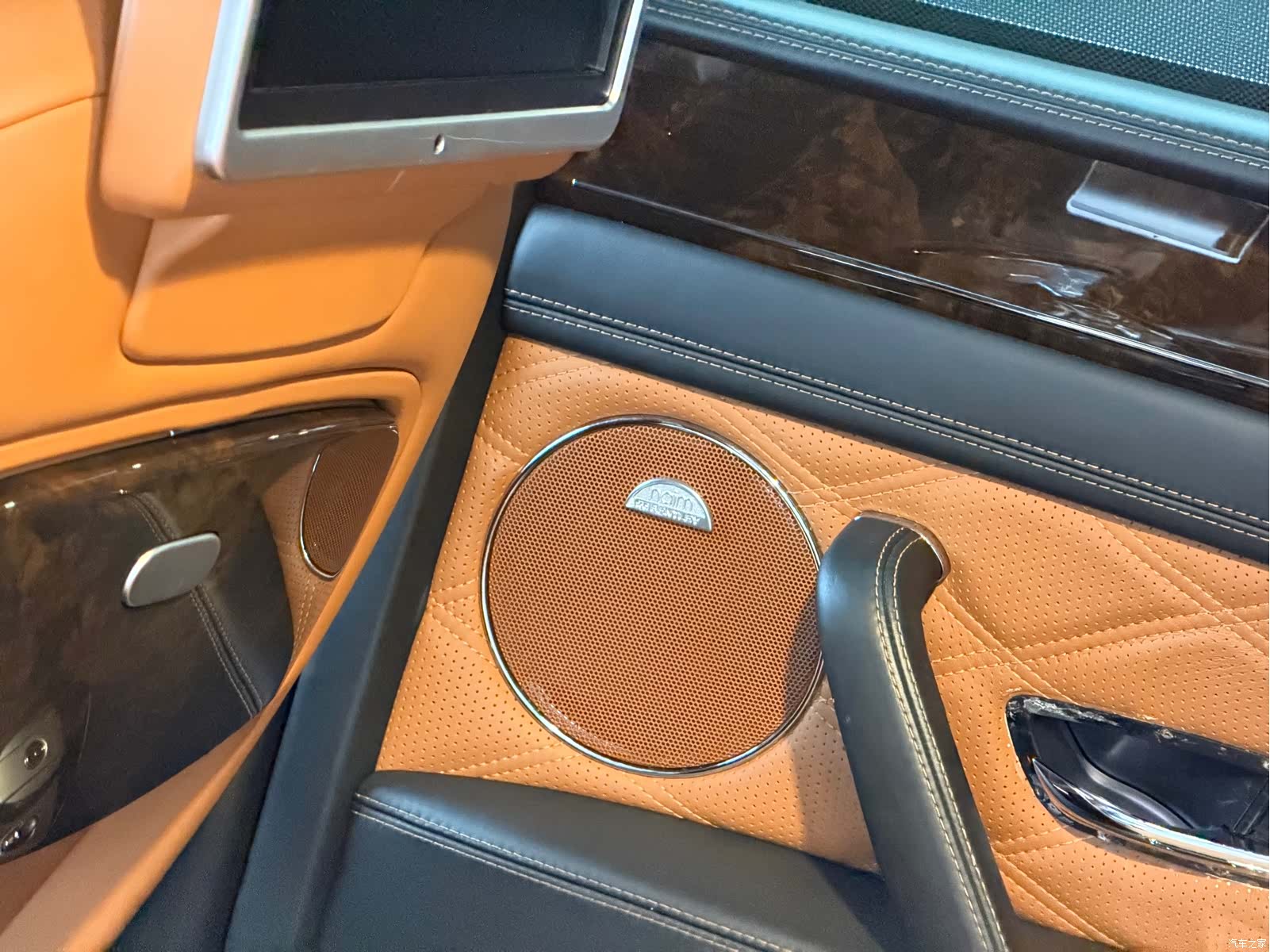 Bentley Flying Spur, 2014 4