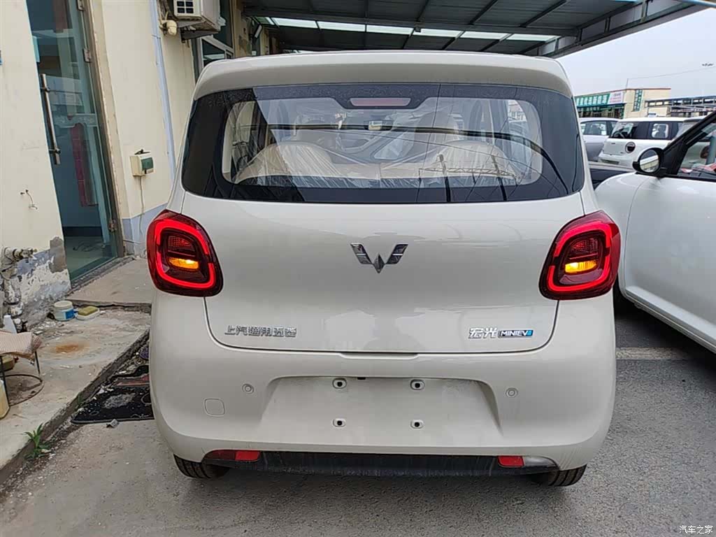 Wuling MINIEV, 2026 6