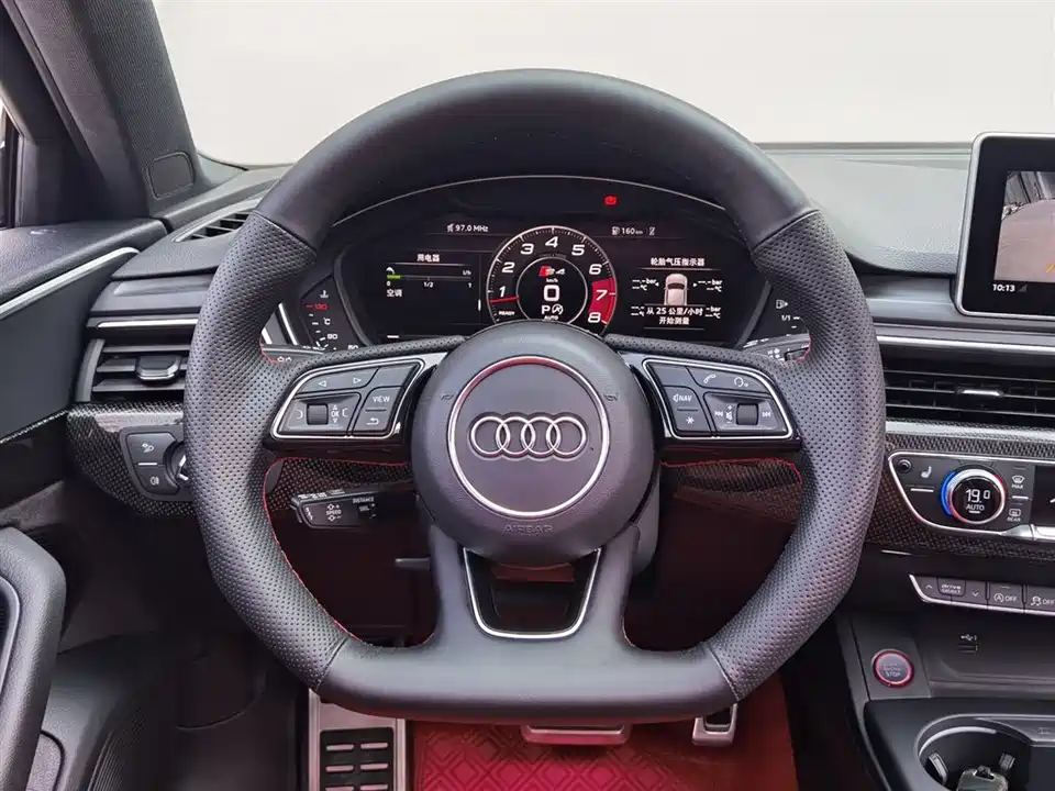 Audi S4
