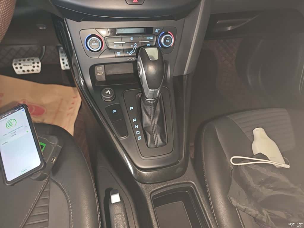 Ford Focus, 2016 14