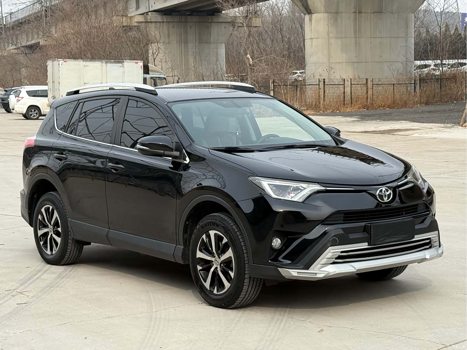 Toyota RAV4, 2017 3