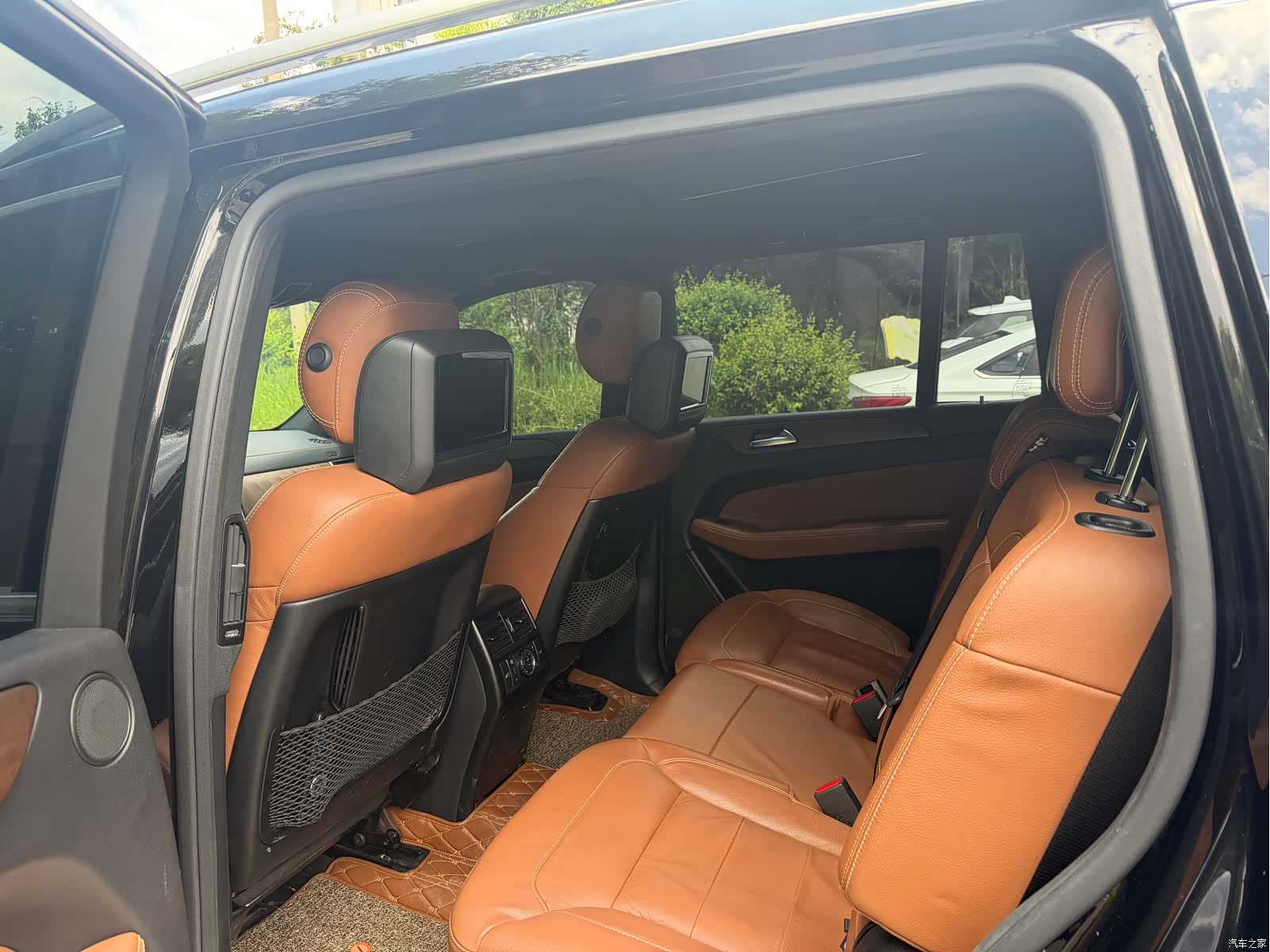 Mercedes-Benz GLS, 2018 7