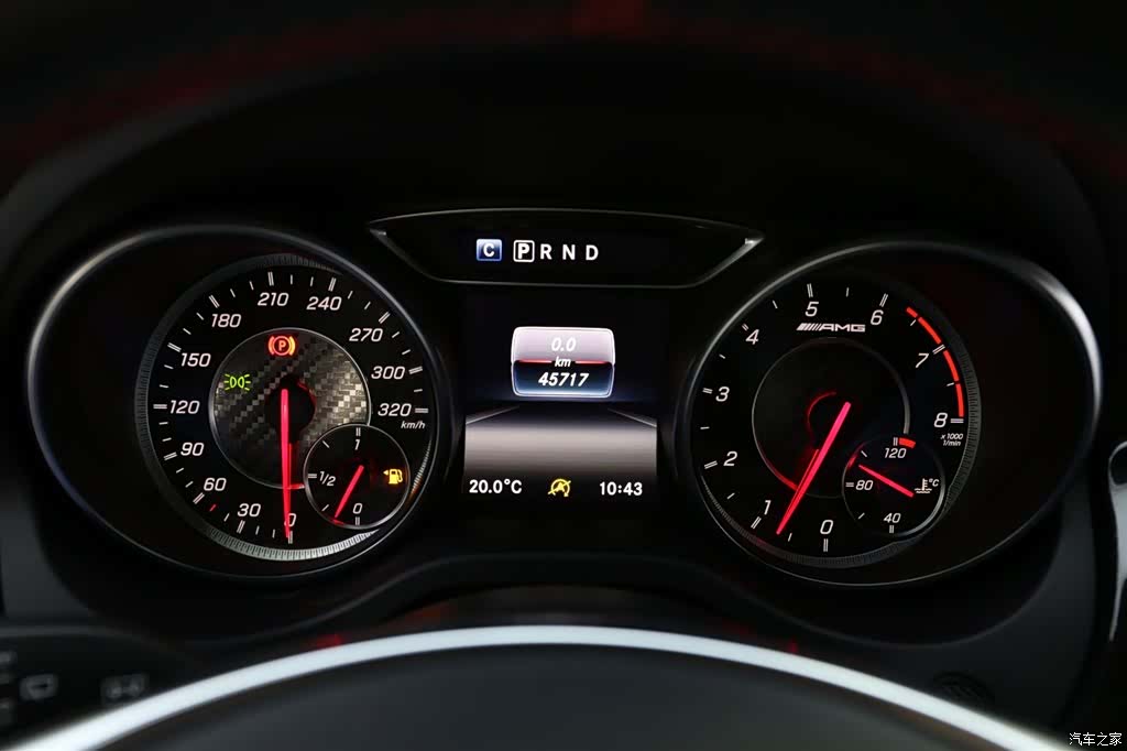 Mercedes-Benz GLA, 2019 13