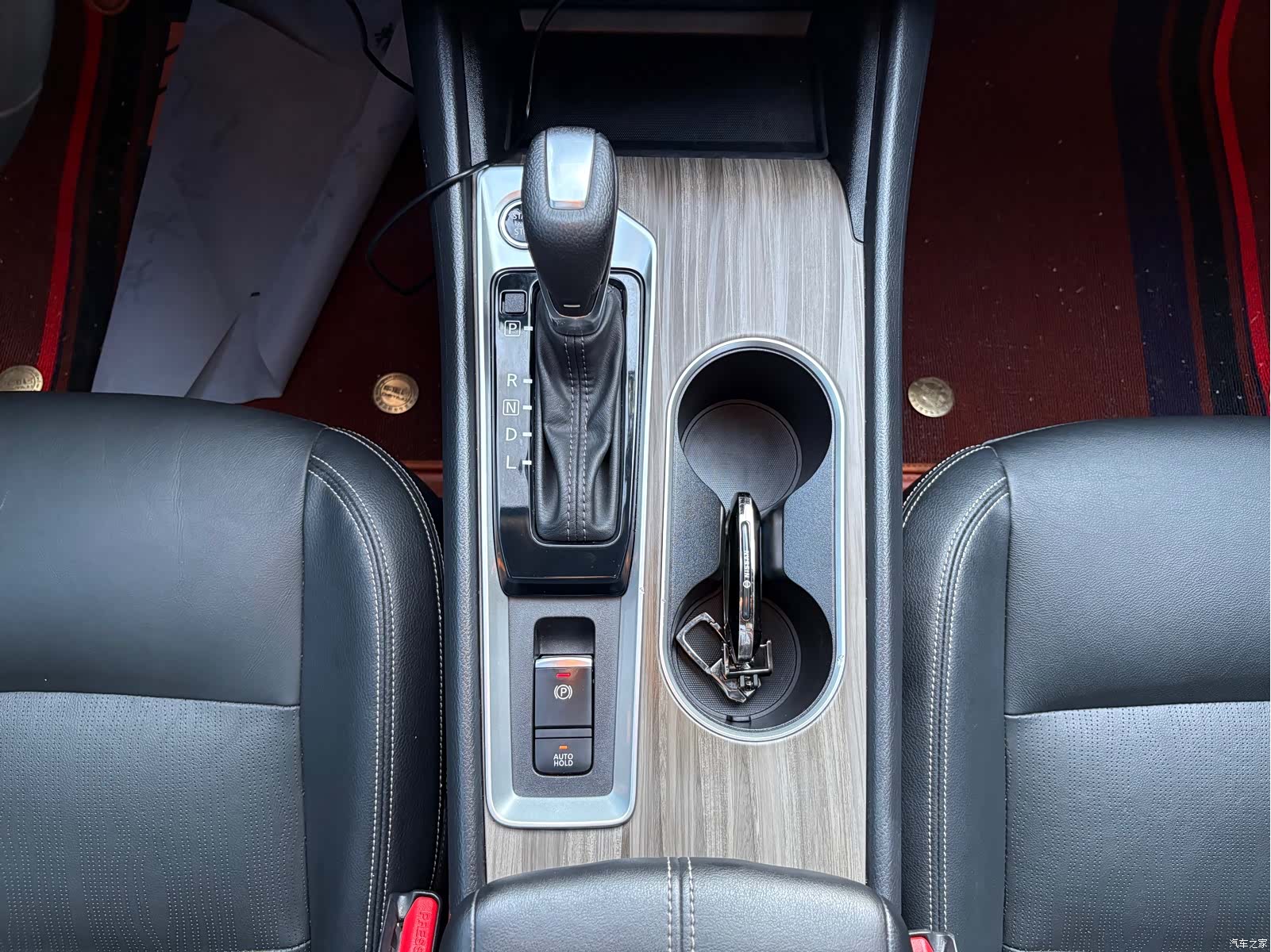 Nissan Teana, 2022 13