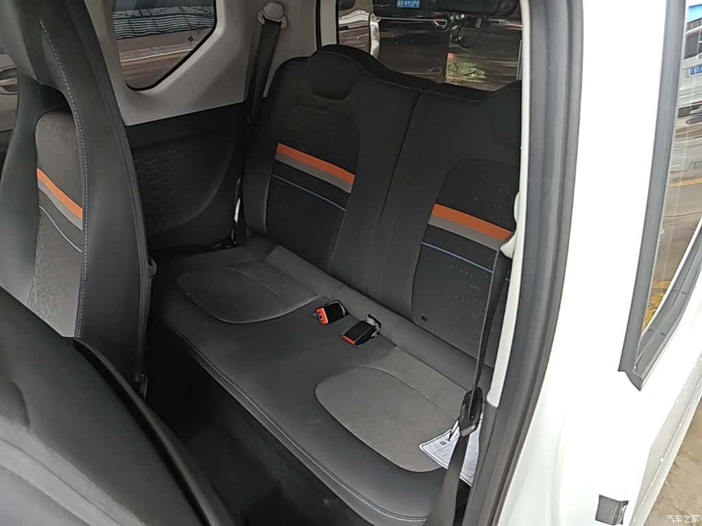 Wuling MINIEV, 2021 17