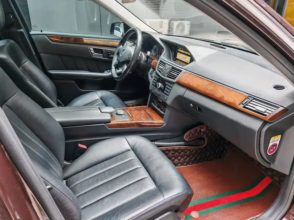Mercedes-Benz E-class Mercedes-Benz E-class